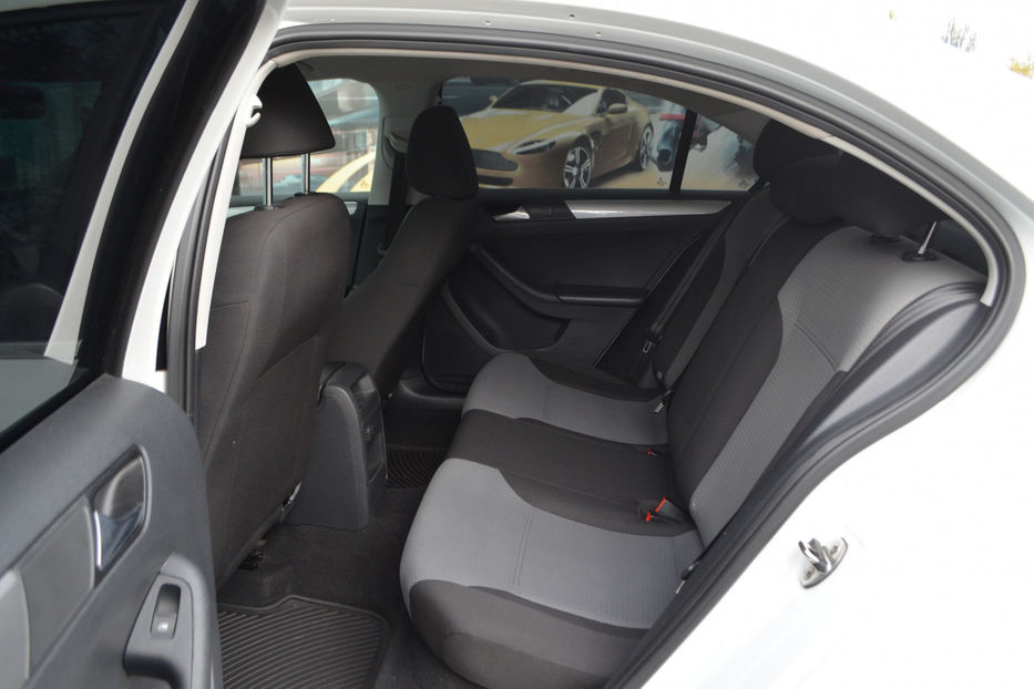 Продам Volkswagen Jetta 2016 года в Киеве