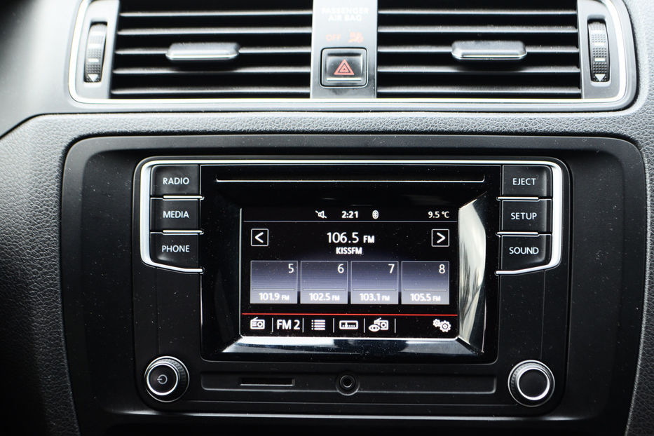 Продам Volkswagen Jetta 2016 года в Киеве