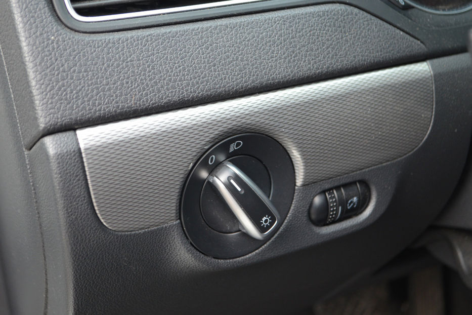 Продам Volkswagen Jetta 2016 года в Киеве