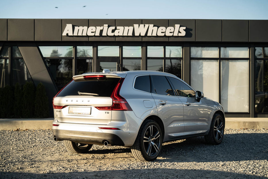 Продам Volvo XC60 T5 Momentum 2018 года в Черновцах