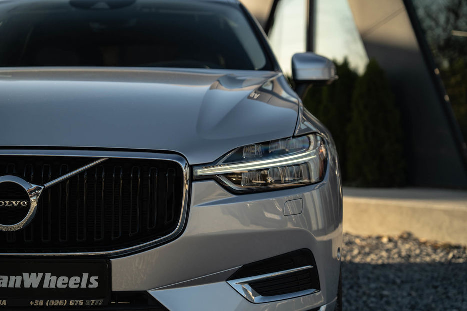 Продам Volvo XC60 T5 Momentum 2018 года в Черновцах