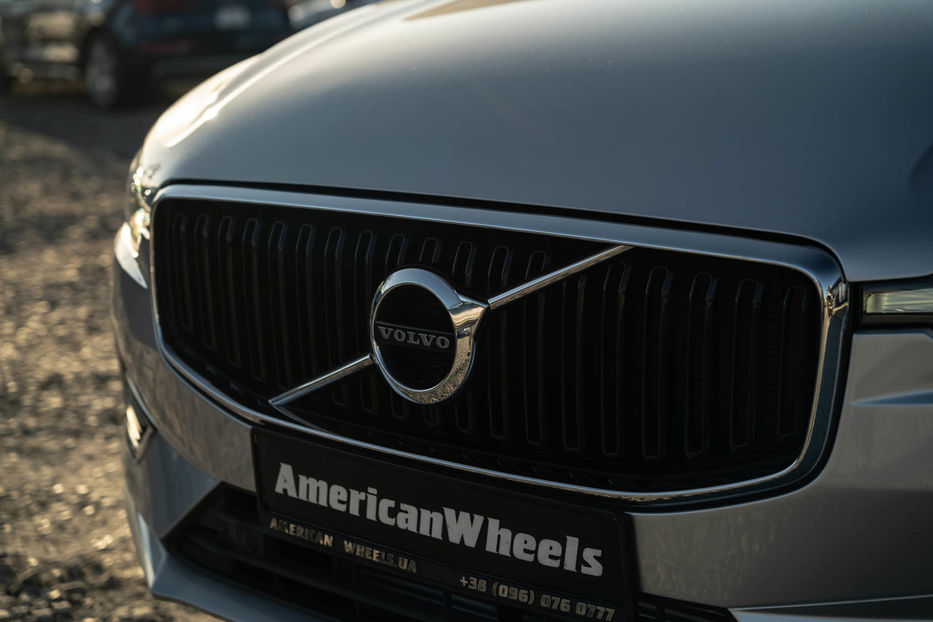 Продам Volvo XC60 T5 Momentum 2018 года в Черновцах