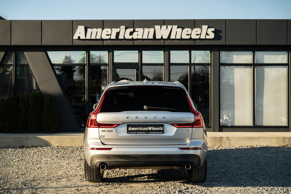 Продам Volvo XC60 T5 Momentum 2018 года в Черновцах