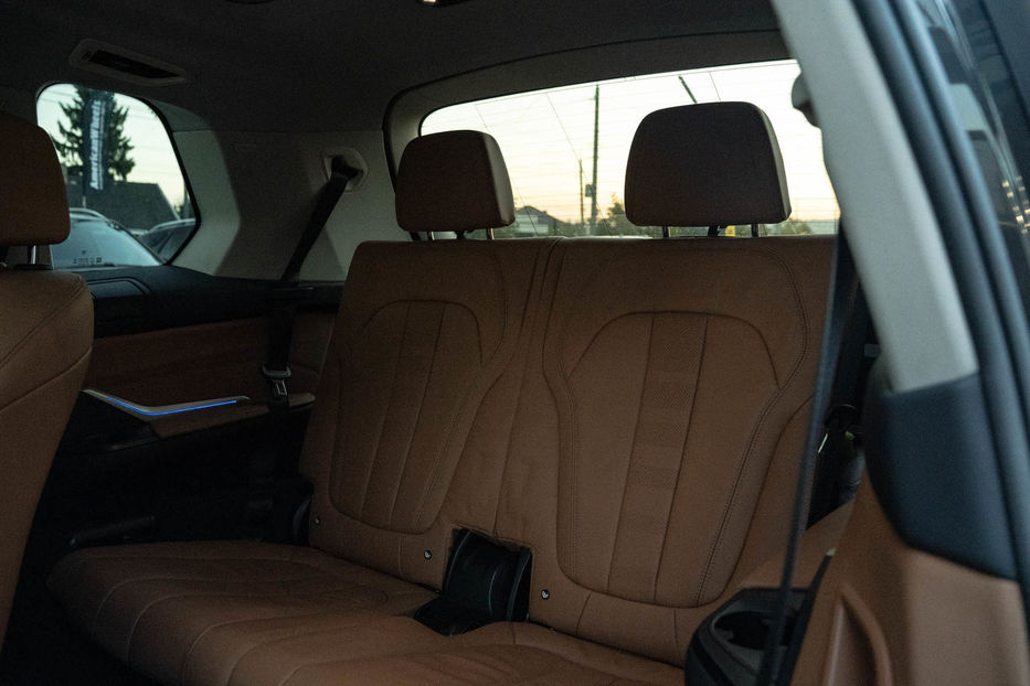 Продам BMW X7 xDrive40i 2021 года в Черновцах