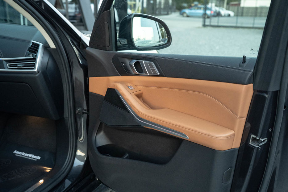 Продам BMW X7 xDrive40i 2021 года в Черновцах