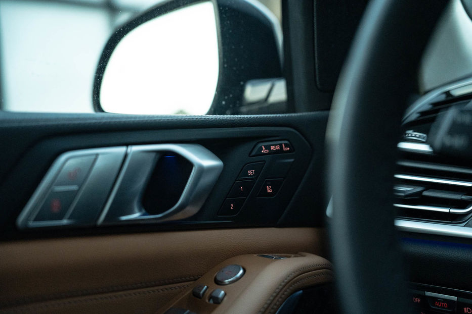 Продам BMW X7 xDrive40i 2021 года в Черновцах