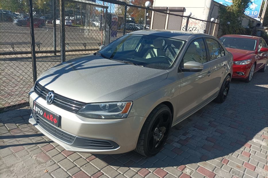 Продам Volkswagen Jetta максимал 2013 года в Одессе