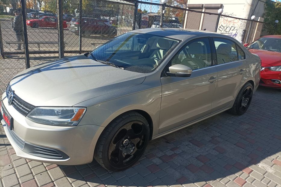 Продам Volkswagen Jetta максимал 2013 года в Одессе