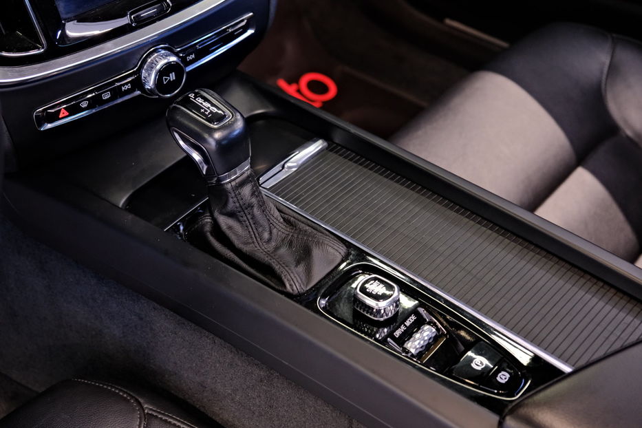 Продам Volvo S60 2018 года в Одессе