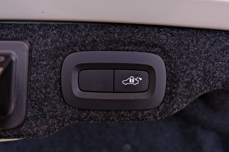 Продам Volvo S60 2018 года в Одессе