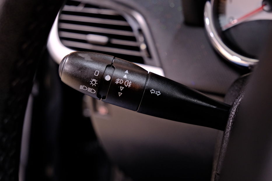 Продам Peugeot 207 2012 года в Одессе