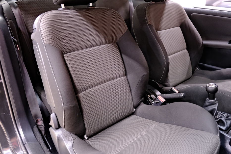 Продам Peugeot 207 2012 года в Одессе