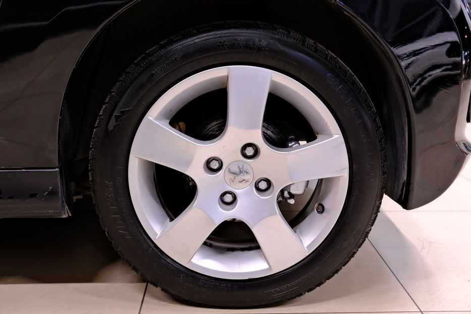 Продам Peugeot 207 2012 года в Одессе