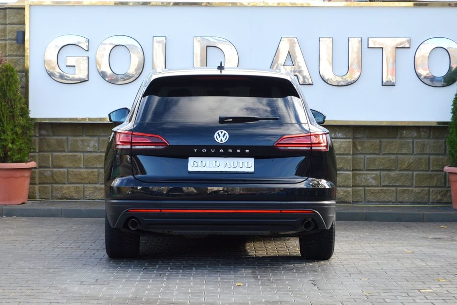 Продам Volkswagen Touareg 3.0 TDI 286 л.с. 2018 года в Одессе