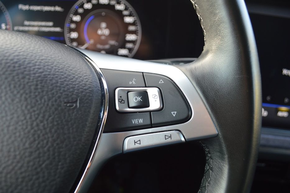 Продам Volkswagen Touareg 3.0 TDI 286 л.с. 2018 года в Одессе