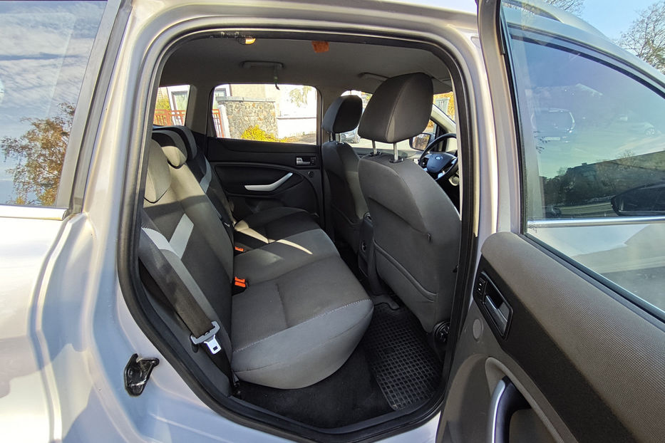 Продам Ford Kuga 2.0 Duratorq TDCi MT (140 к.с) 2011 года в Киеве