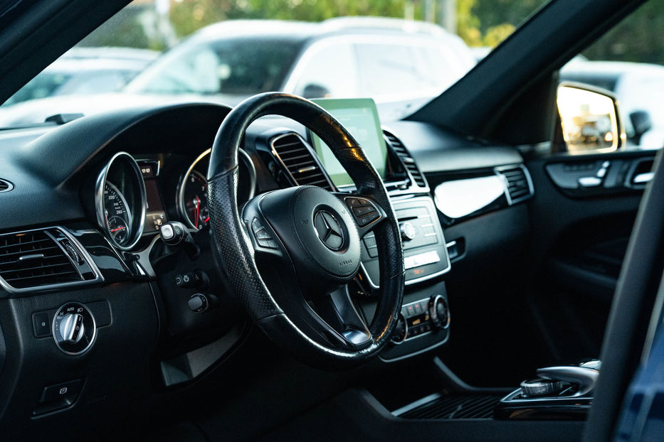 Продам Mercedes-Benz GLE-Class 400 4Matic 2016 года в Черновцах