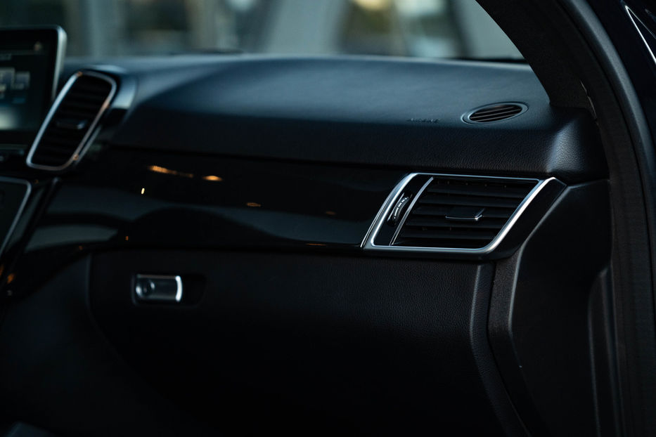 Продам Mercedes-Benz GLE-Class 400 4Matic 2016 года в Черновцах