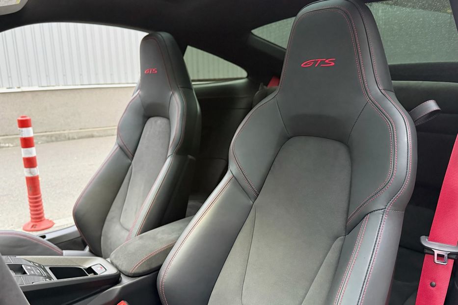 Продам Porsche 911 CARRERA GTS  2023 года в Киеве