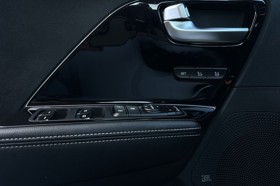 Продам Kia Niro 64кВт Макс.комплектація! 2021 года в Львове