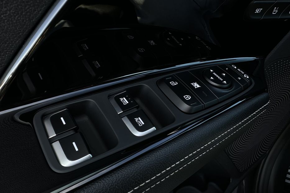 Продам Kia Niro 64кВт Макс.комплектація! 2021 года в Львове