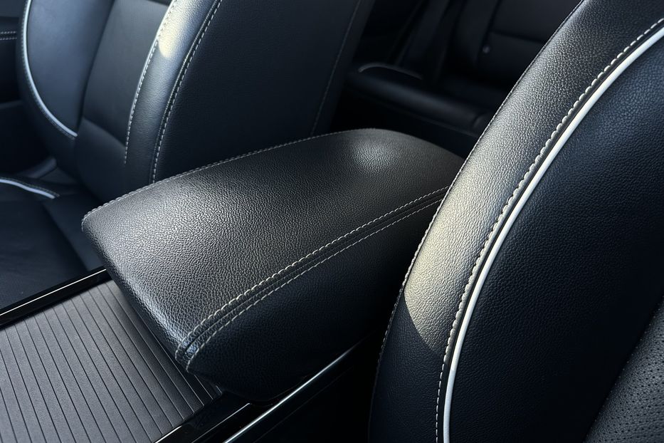 Продам Kia Niro 64кВт Макс.комплектація! 2021 года в Львове