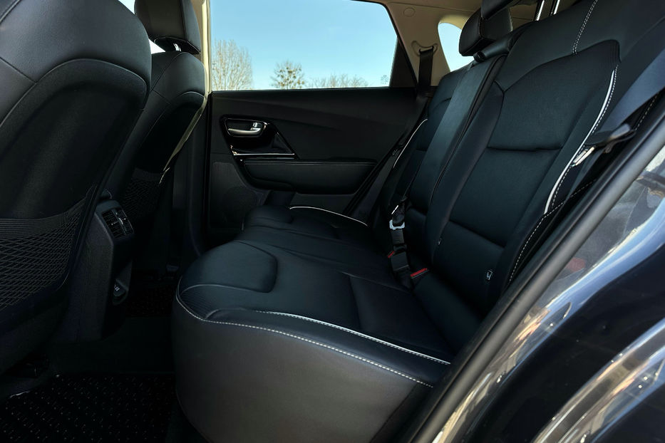 Продам Kia Niro 64кВт Макс.комплектація! 2021 года в Львове