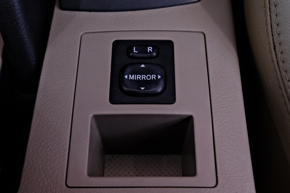 Продам Toyota Rav 4 2007 года в Одессе