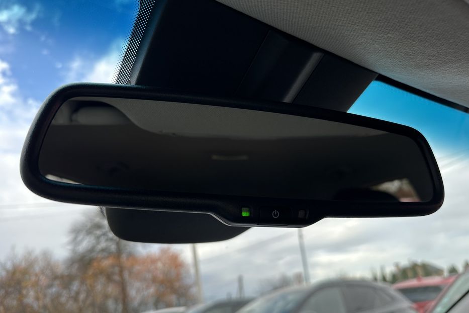 Продам Kia Niro 64кВт Макс.комплектація! 2021 года в Львове