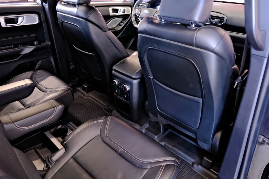 Продам Ford Explorer ST 2020 года в Одессе