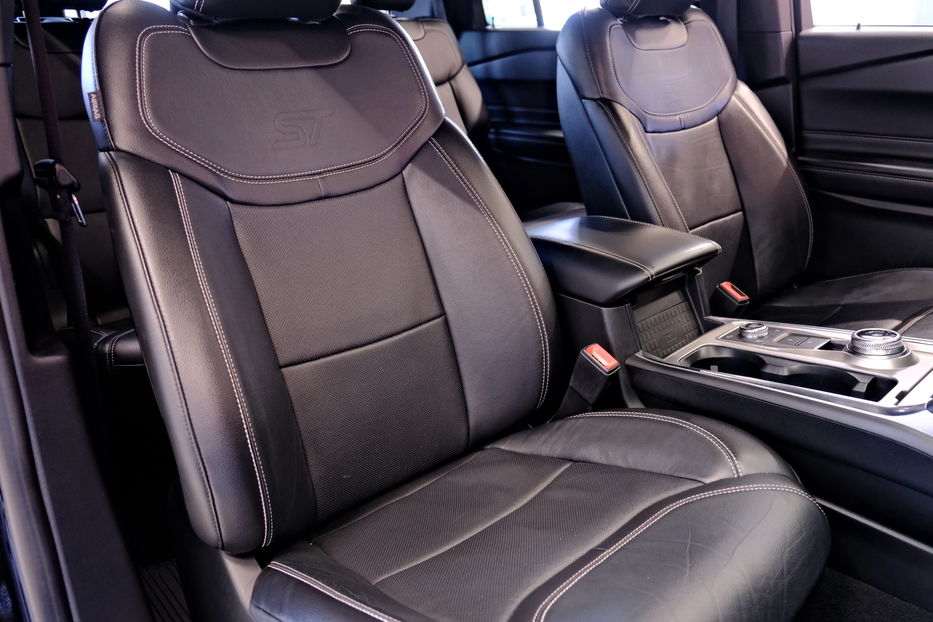 Продам Ford Explorer ST 2020 года в Одессе