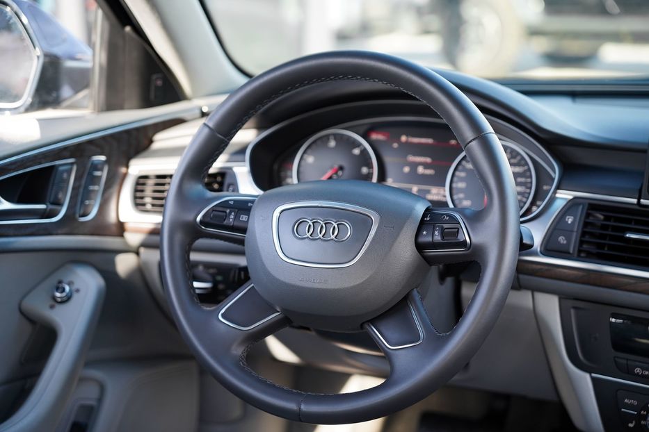 Продам Audi A6 Premium Plus 2013 года в Черновцах