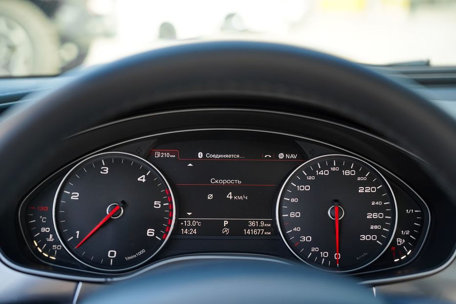 Продам Audi A6 Premium Plus 2013 года в Черновцах