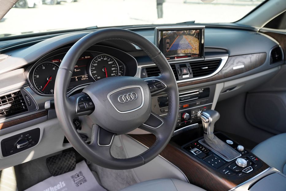 Продам Audi A6 Premium Plus 2013 года в Черновцах