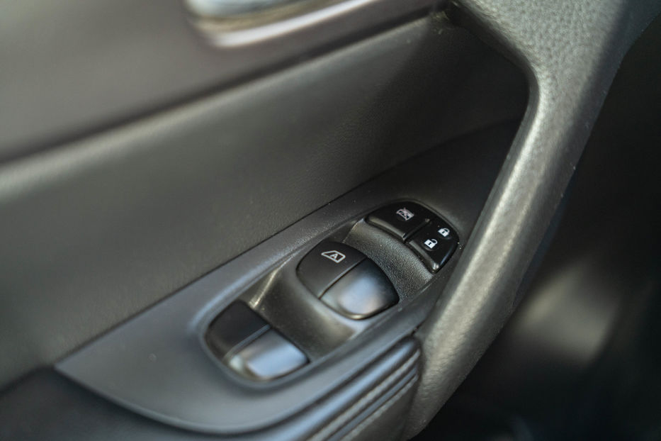 Продам Nissan Rogue S 2015 года в Черновцах