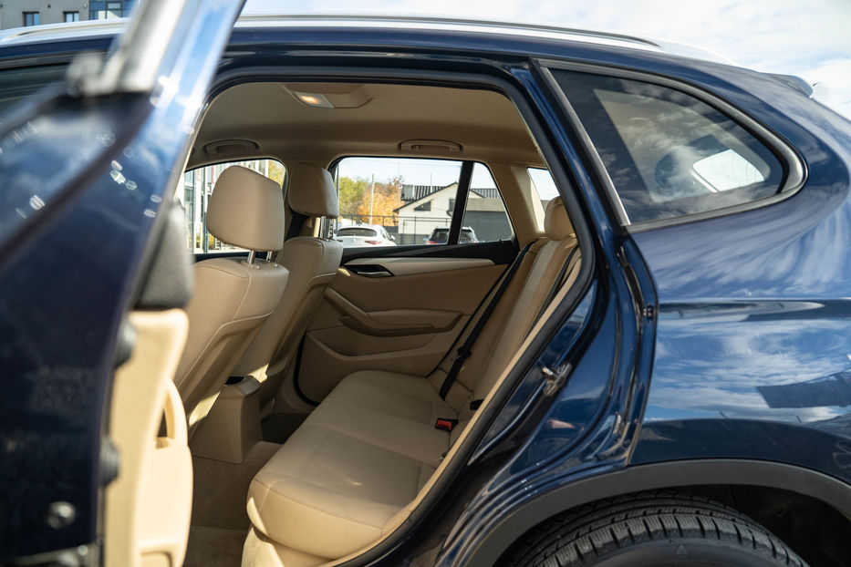 Продам BMW X1 20d xDrive 2015 года в Черновцах