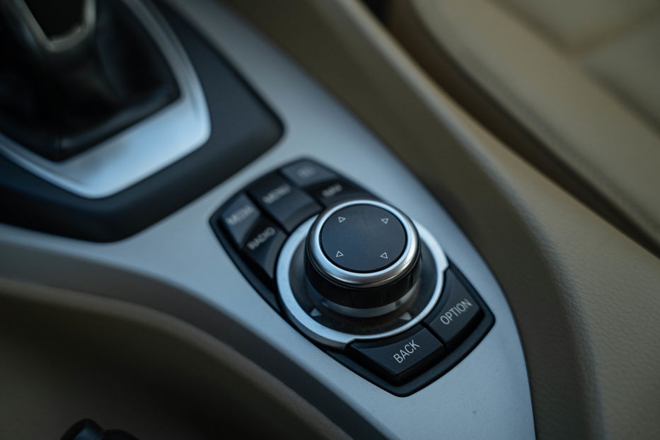 Продам BMW X1 20d xDrive 2015 года в Черновцах