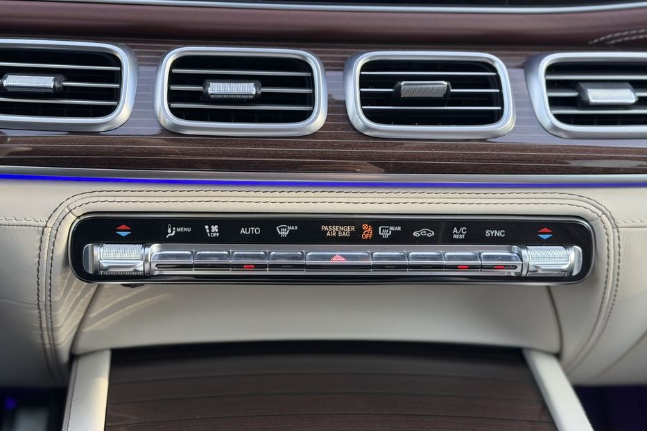 Продам Mercedes-Benz Maybach GLS 600 2020 года в Киеве