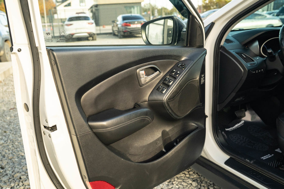 Продам Hyundai IX35 2011 года в Черновцах