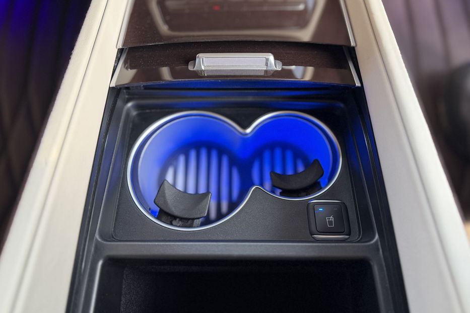 Продам Mercedes-Benz Maybach GLS 600 2020 года в Киеве