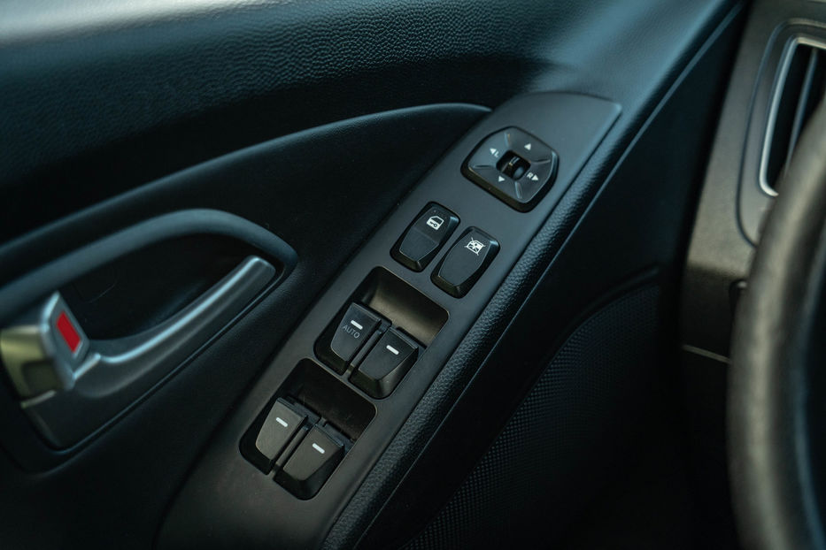 Продам Hyundai IX35 2011 года в Черновцах