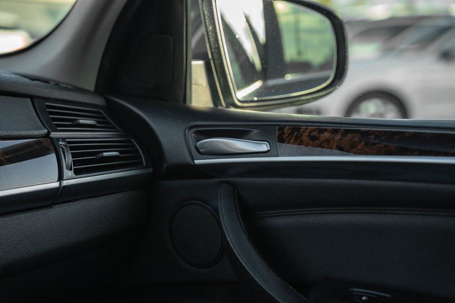 Продам BMW X5 xDrive35i 2013 года в Черновцах