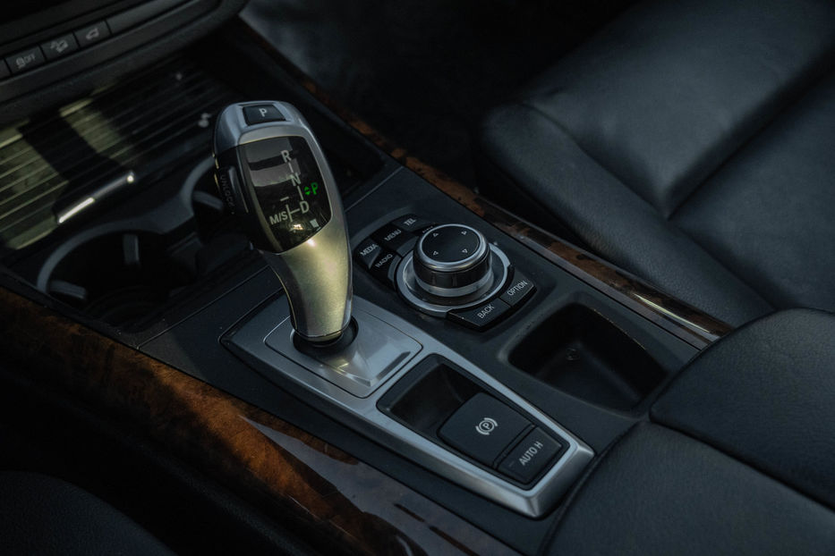 Продам BMW X5 xDrive35i 2013 года в Черновцах