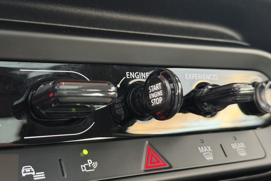 Продам MINI Cooper S 2024 года в Киеве