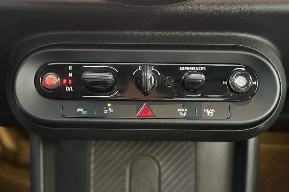 Продам MINI Cooper S 2024 года в Киеве