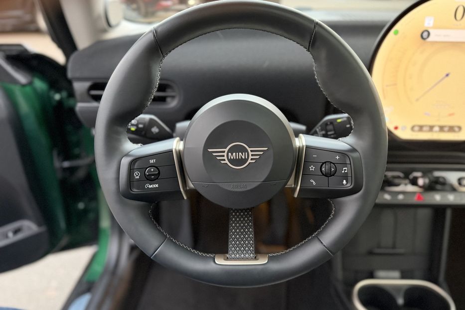 Продам MINI Cooper S 2024 года в Киеве