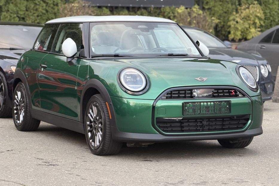 Продам MINI Cooper S 2024 года в Киеве
