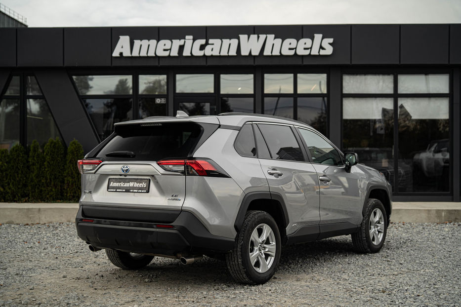 Продам Toyota Rav 4 Hybrid 2019 года в Черновцах