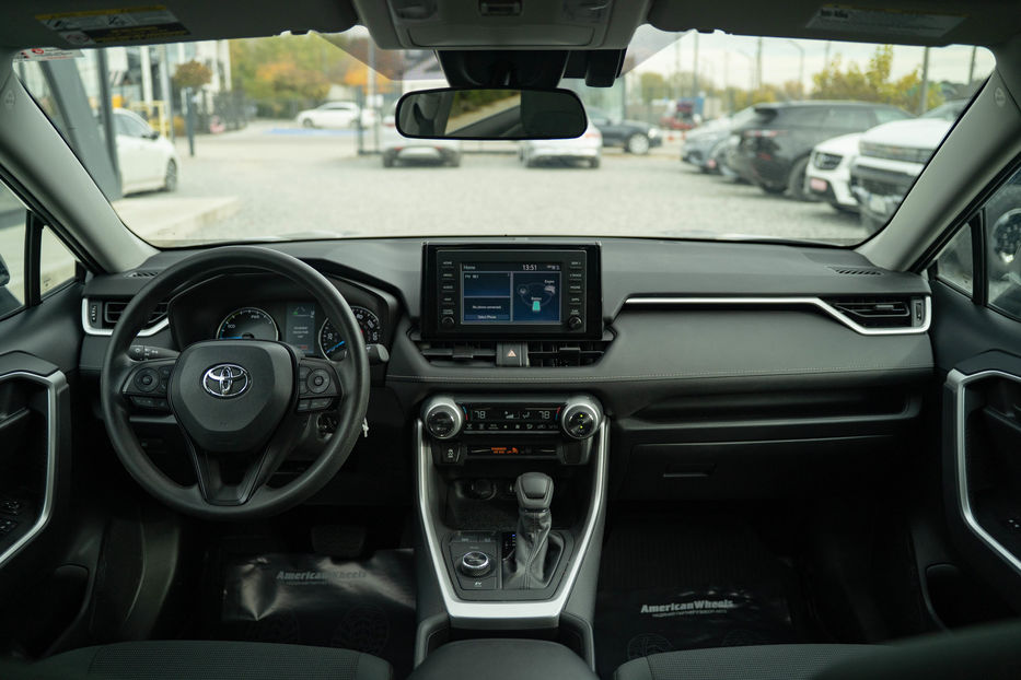 Продам Toyota Rav 4 Hybrid 2019 года в Черновцах