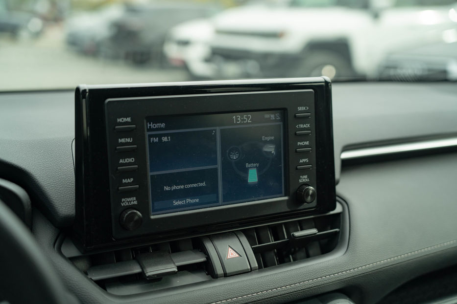 Продам Toyota Rav 4 Hybrid 2019 года в Черновцах